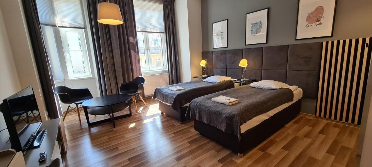 1 Night In - Matejki Aparthotel Poznan